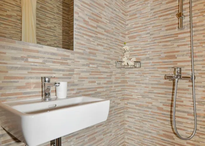 And By The Sea - 22419 Pensión