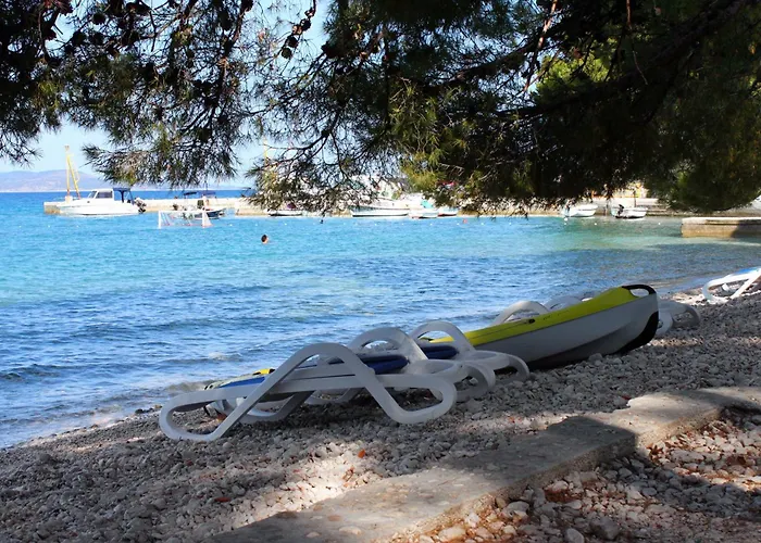 Pensión And By The Sea - 22419